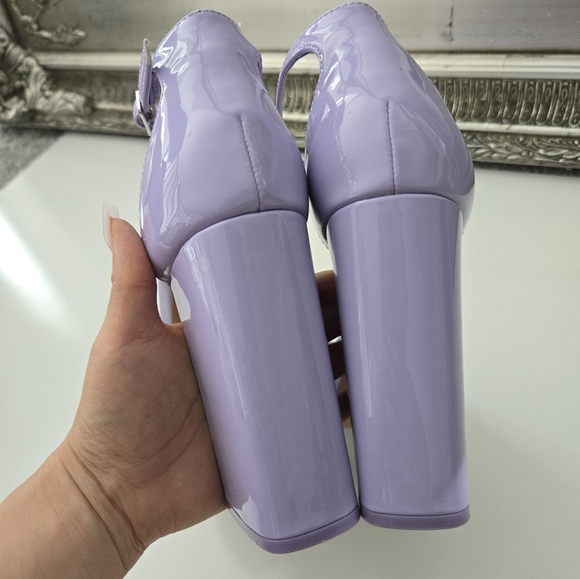 Mix No. 6 Sammir Platform Sandal. Patent Leather in Lavander. Size 7. New.Add - Picture 4 of 6